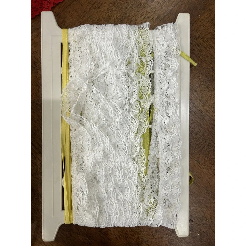 Estate Find Vintage Antique Lace‎ And Trim Lot Ivory White Black Red BEAUTIFUL